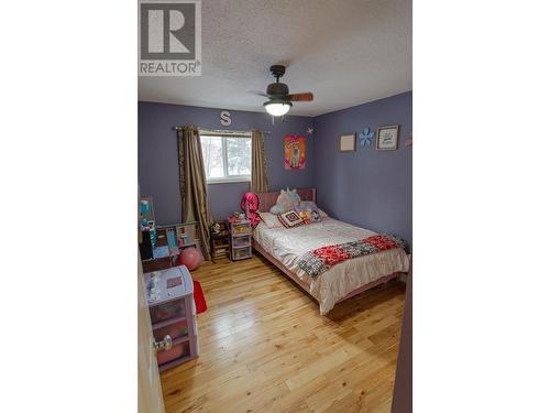 12286 242 Road, Fort St. John, BC - Indoor Photo Showing Bedroom