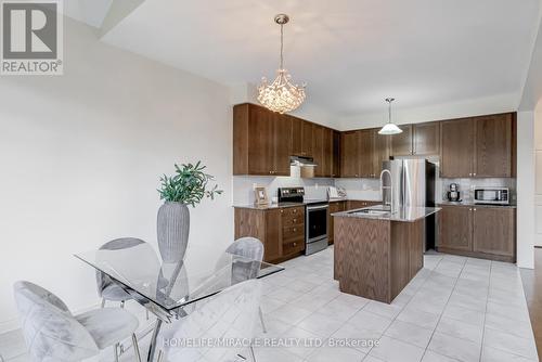 41 Atkinson Crescent, New Tecumseth, ON - Indoor Photo Showing Kitchen