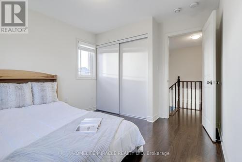 41 Atkinson Crescent, New Tecumseth, ON - Indoor Photo Showing Bedroom