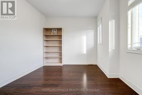 41 Atkinson Crescent, New Tecumseth, ON - Indoor Photo Showing Other Room