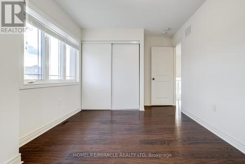 41 Atkinson Crescent, New Tecumseth, ON - Indoor Photo Showing Other Room