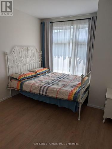 12 William Russell Lane, Richmond Hill, ON - Indoor Photo Showing Bedroom