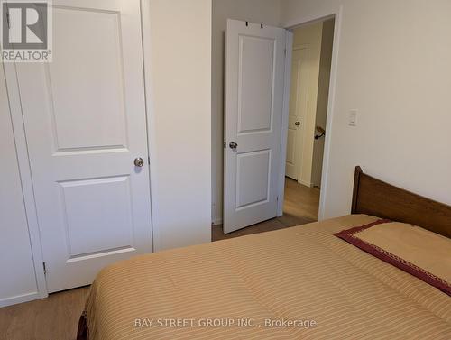 12 William Russell Lane, Richmond Hill, ON - Indoor Photo Showing Bedroom