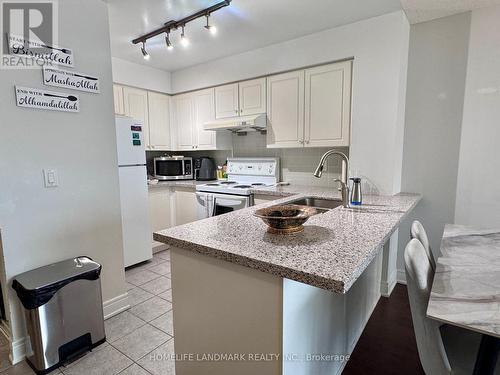 908 - 48 Suncrest Boulevard, Markham, ON - Indoor Photo Showing Kitchen With Double Sink