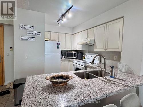 908 - 48 Suncrest Boulevard, Markham, ON - Indoor Photo Showing Kitchen With Double Sink