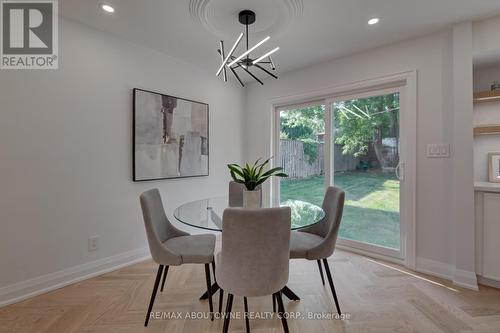 2435 Cyprus Avenue, Burlington, ON - Indoor Photo Showing Dining Room