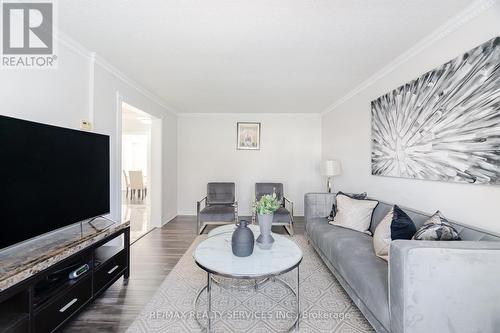 17 Macdougall Drive, Brampton, ON - Indoor Photo Showing Living Room