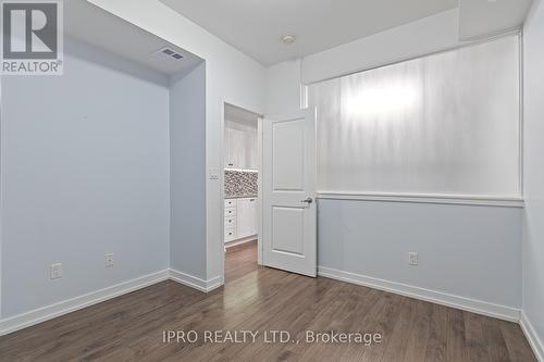 10 - 869 Wilson Avenue, Toronto, ON - Indoor Photo Showing Other Room