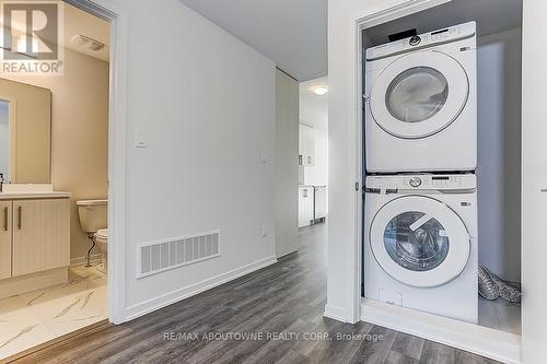 71 - 5 William Jackson Way, Toronto, ON - Indoor Photo Showing Laundry Room