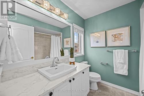 2237 Braeswood Lane, Burlington, ON - Indoor Photo Showing Bathroom