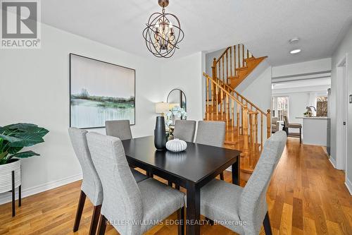 2237 Braeswood Lane, Burlington, ON - Indoor Photo Showing Dining Room