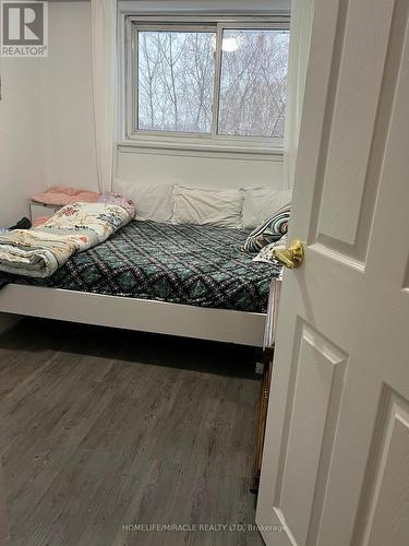 17 Seguin Court, Toronto, ON - Indoor Photo Showing Bedroom