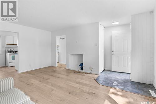 433 X Avenue N, Saskatoon, SK - Indoor Photo Showing Other Room