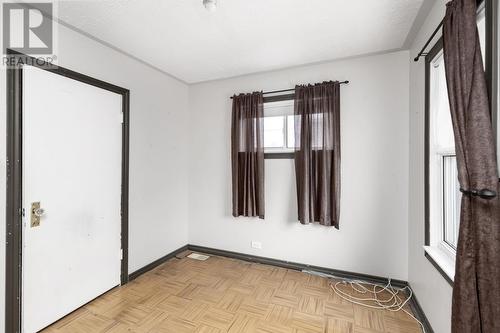 1294 Wellington St E, Sault Ste. Marie, ON - Indoor Photo Showing Other Room