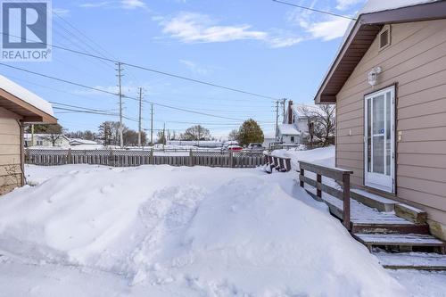 1294 Wellington St E, Sault Ste. Marie, ON - Outdoor With Exterior