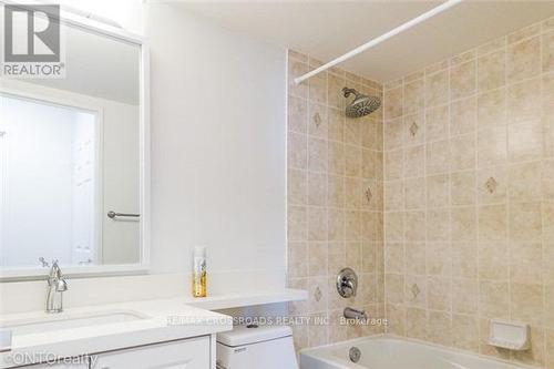 3106 - 23 Hollywood Avenue, Toronto, ON - Indoor Photo Showing Bathroom