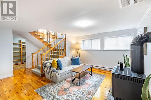 194 Canada Drive, St. John'S, NL - Indoor Photo Showing Living Room