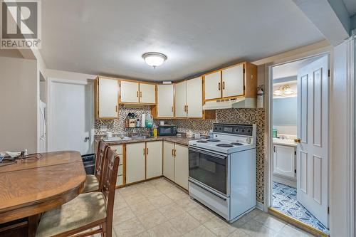 194 Canada Drive, St. John'S, NL - Indoor Photo Showing Kitchen With Double Sink