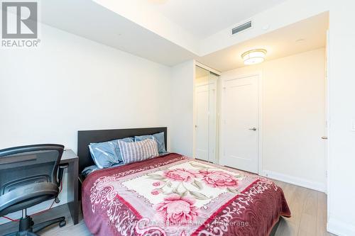 1305 - 18 Graydon Hall Drive, Toronto, ON - Indoor Photo Showing Bedroom