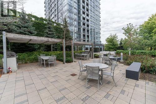 1305 - 18 Graydon Hall Drive, Toronto, ON - Outdoor