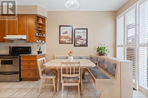 3949 Mayla Drive, Mississauga, ON - Indoor Photo Showing Dining Room