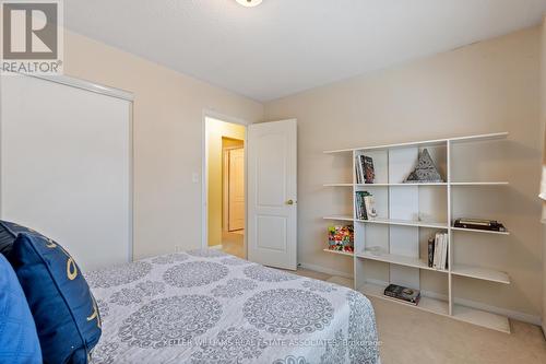 3949 Mayla Drive, Mississauga, ON - Indoor Photo Showing Bedroom