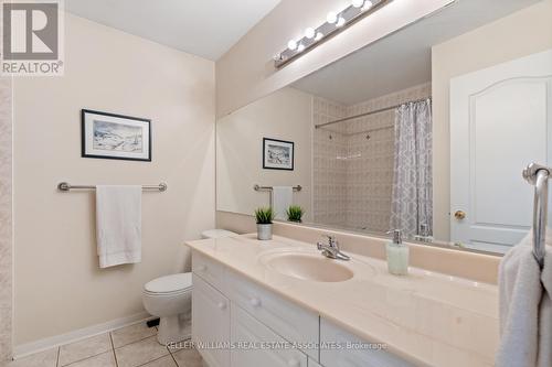 3949 Mayla Drive, Mississauga, ON - Indoor Photo Showing Bathroom