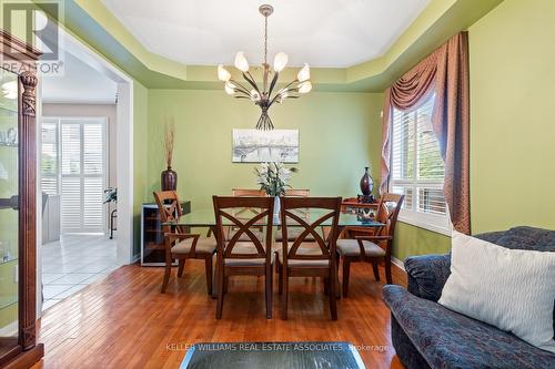 3949 Mayla Drive, Mississauga, ON - Indoor Photo Showing Dining Room