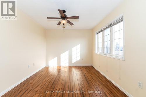 975 Kennedy Circle, Milton, ON - Indoor Photo Showing Other Room