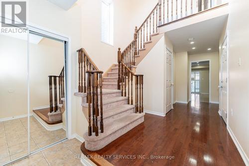 975 Kennedy Circle, Milton, ON - Indoor Photo Showing Other Room