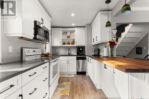 2842 Montague Street, Regina, SK - Indoor Photo Showing Kitchen