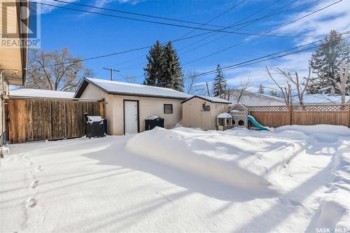 39 Coldwell Road, Regina, SK - Outdoor