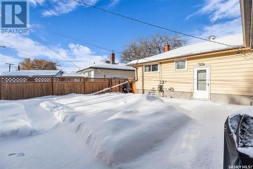 39 Coldwell Road, Regina, SK - Outdoor