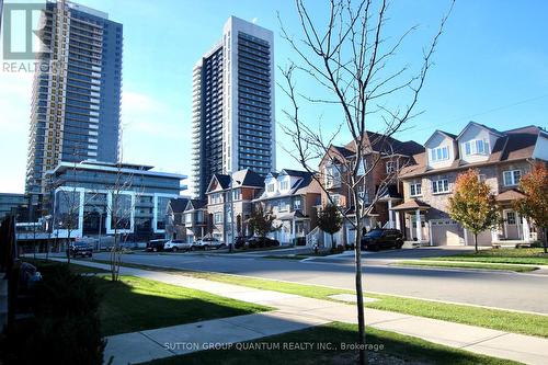 22 - 86 Preston Meadow Avenue, Mississauga, ON - Outdoor With Facade