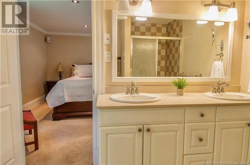 3218 Rothesay Road, Rothesay, NB - Indoor Photo Showing Bathroom