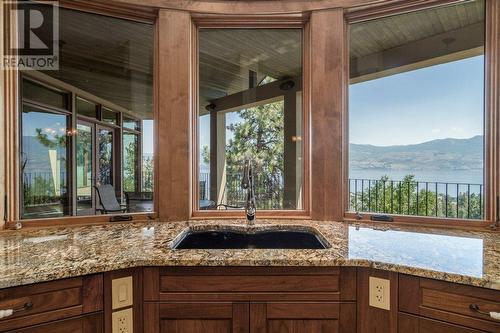 1555 Gregory Road Lot# B, West Kelowna, BC - Indoor Photo Showing Kitchen