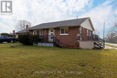 Main - 685 Emerson Avenue, Oshawa (Donevan), ON - Outdoor With Deck Patio Veranda