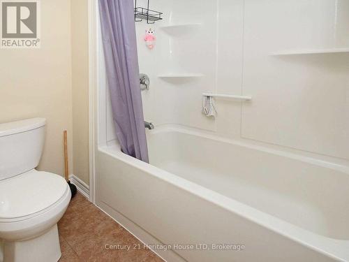 55 Bergenstein Crescent, Pelham (662 - Fonthill), ON - Indoor Photo Showing Bathroom