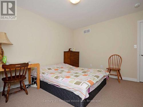 55 Bergenstein Crescent, Pelham (662 - Fonthill), ON - Indoor Photo Showing Bedroom