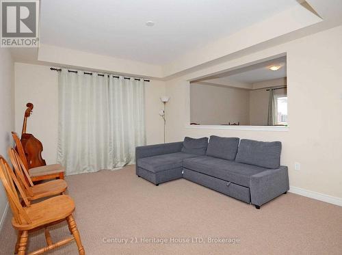 55 Bergenstein Crescent, Pelham (662 - Fonthill), ON - Indoor Photo Showing Living Room