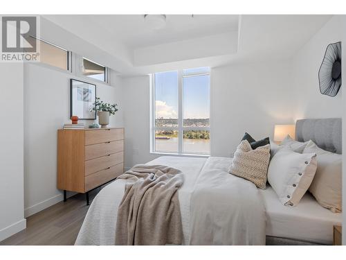 1806 618 Carnarvon Street, New Westminster, BC - Indoor Photo Showing Bedroom