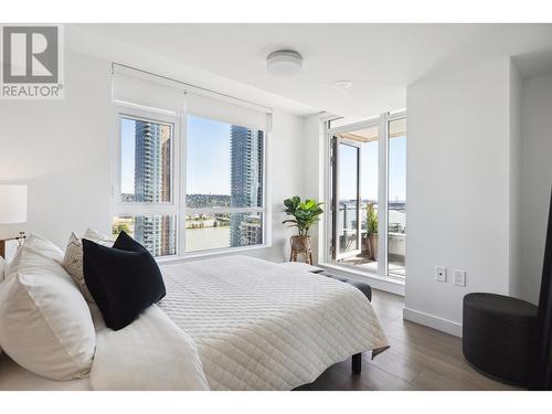 1806 618 Carnarvon Street, New Westminster, BC - Indoor Photo Showing Bedroom