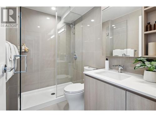 1806 618 Carnarvon Street, New Westminster, BC - Indoor Photo Showing Bathroom