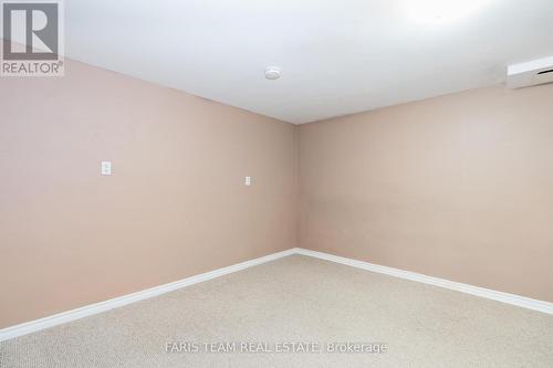 9 Coles Street, Barrie, ON - Indoor Photo Showing Other Room