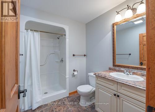 120 Echo Bay Road, Kawartha Lakes (Bobcaygeon), ON - Indoor Photo Showing Bathroom