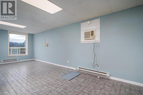 3244 County 41 Road, Greater Napanee, ON - Indoor Photo Showing Other Room