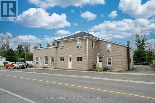 3244 County 41 Road, Greater Napanee, ON - Outdoor