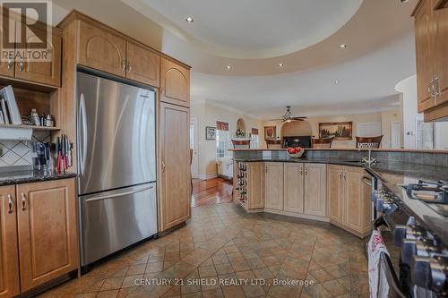 38 Chantine Drive S, South Stormont, ON - Indoor Photo Showing Kitchen