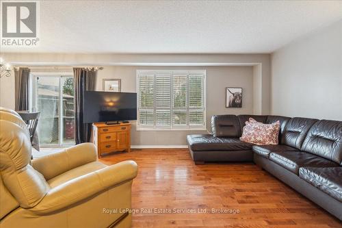 2159 White Dove Circle, Oakville (West Oak Trails), ON - Indoor Photo Showing Living Room