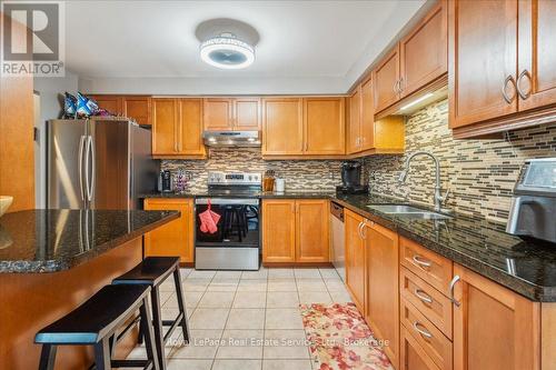 2159 White Dove Circle, Oakville (West Oak Trails), ON - Indoor Photo Showing Kitchen With Double Sink